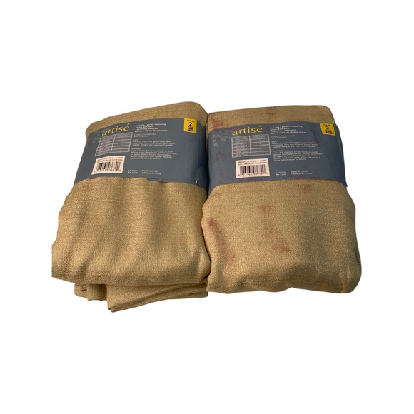 Curtains - Picture 4 of 4